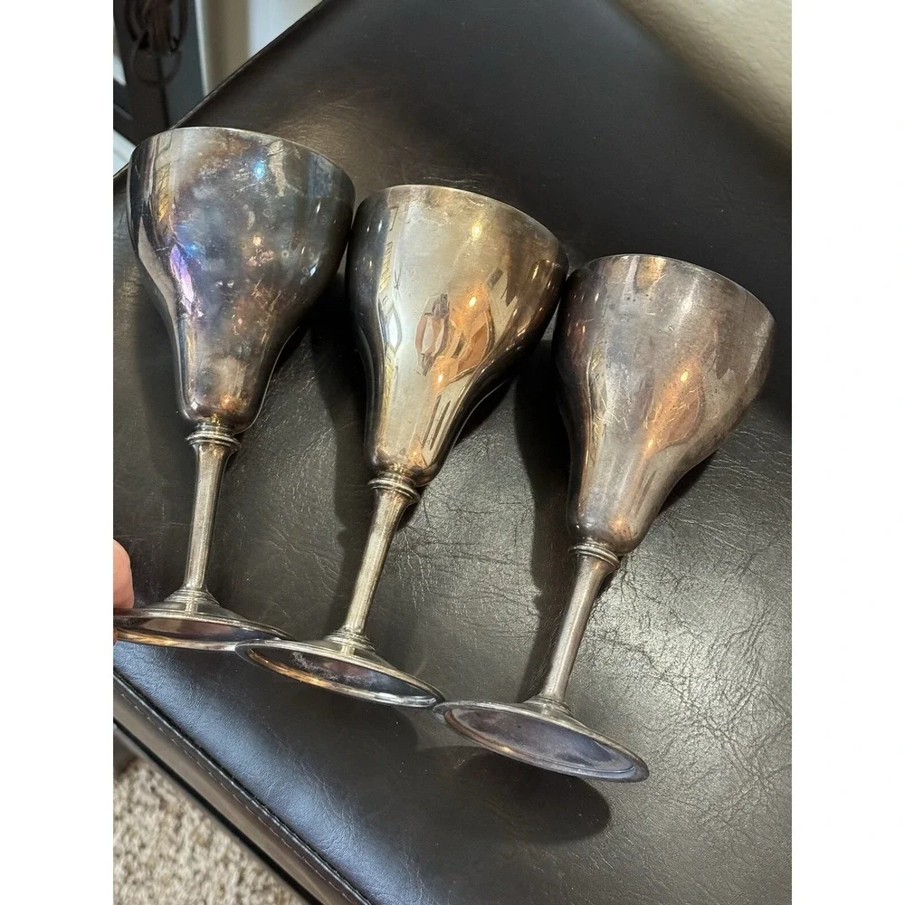 Meriden S P Silver Plate Goblets International Co 2008 Vintage Set Of‎ 3